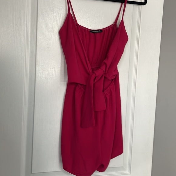 Super cute front tie romper - Picture 3 of 3